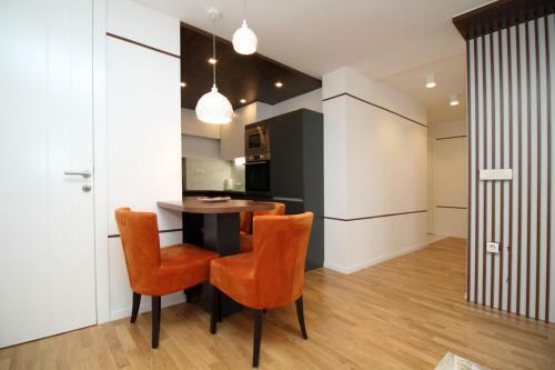 Ambient Apartman