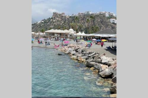 Apartamento Id�lico Piso A Pie de Playa, Con Calefacci�n Y Parking