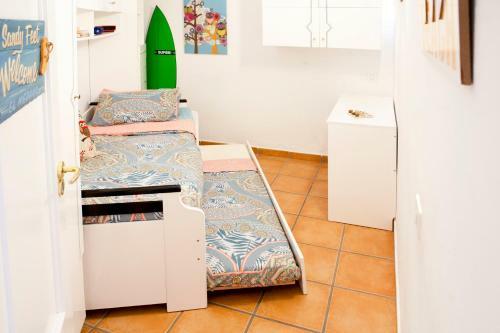 Frontbeach Apartment In Paradise