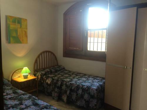 Apartamento Peque�o Conjunto Casas Adosados