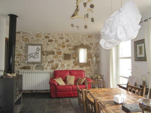 Hostal Infincavacations Chalet Y Apartamentos