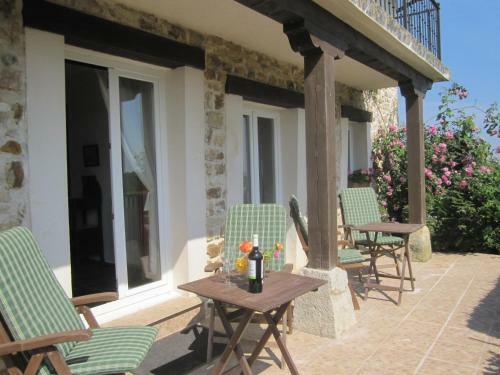 Hostal Infincavacations Chalet Y Apartamentos