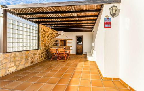 Awesome Home In San Bartolom� With 3 Bedrooms