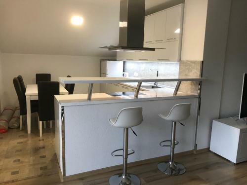 Sarajevo Airport Apartments, Saa