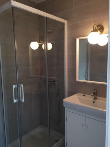 Apartamento Piso Encima De La Playa En San Cipri�n