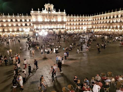 Apartamento Duplex Completo Junto A La Plaza Mayor