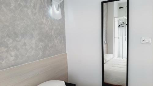 Hostal Lucia By Gaiarooms