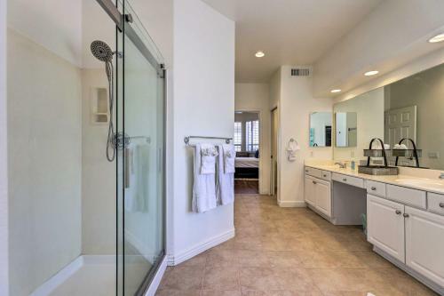 Lakefront Chandler House With Backyard Oasis!