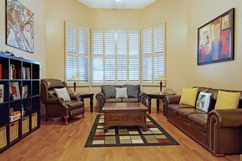 Crescent - Stunning Lake View With Pool, Bbq And Sunsets
