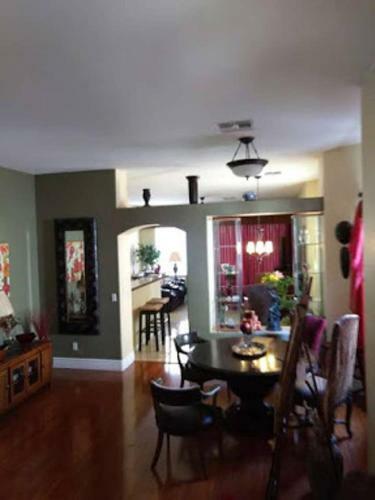 Amazing Home With Private Heated Pool