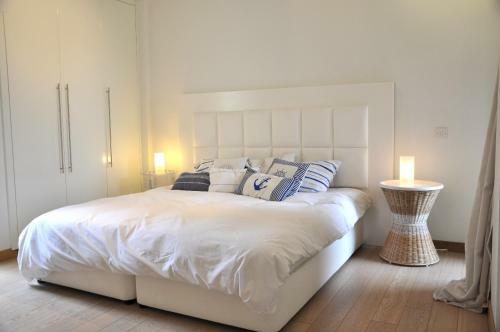 Aurora Beach Apartment (luxury 3bedroom)