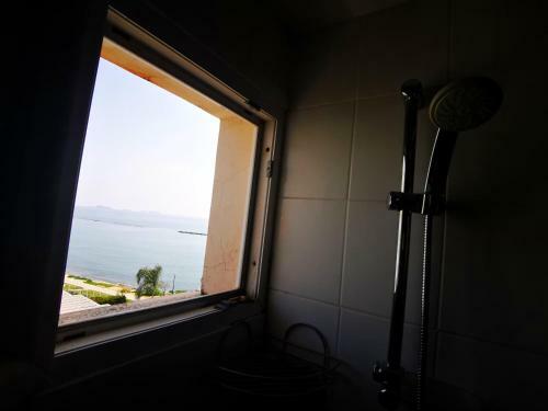 Beachfront Suites - Best Location Peaceful Green Place