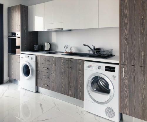 Apartamento Metro Court Apt