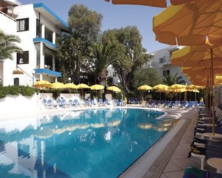 Aparthotel Club Salina Wharf