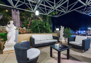 Aparthotel Sunny Coast Resort & Spa