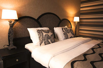 Hotel Carlton Oasis