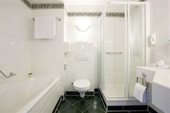 Hotel Carlton Oasis
