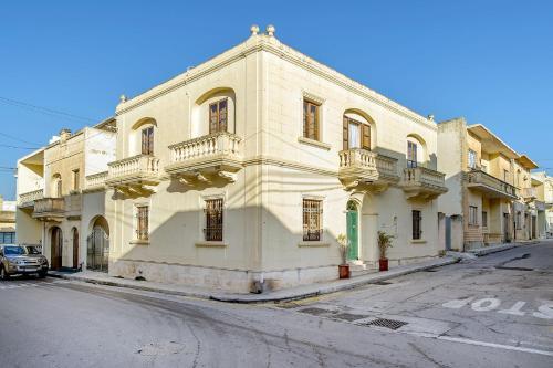 Hostal Ta Joseph