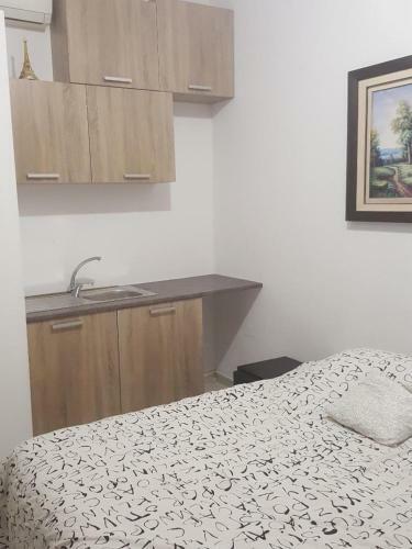Hostal Private Detached Room