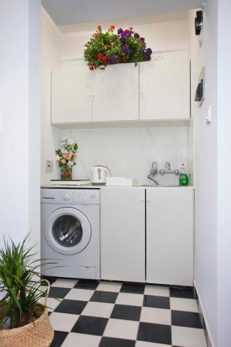 Poseidon Boutique Apartment 2