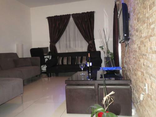 Apartamento Lordos Sea Front-private Flat On The Beach