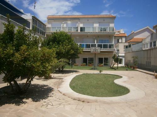 Ornis Apartments