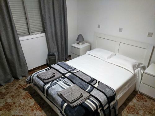 Fantastic 1 Bed Apartment Opposite 4 Seasons Limassol