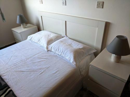 Fantastic 1 Bed Apartment Opposite 4 Seasons Limassol