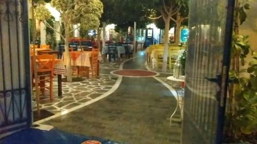 Fantastic 1 Bed Apartment Opposite 4 Seasons Limassol