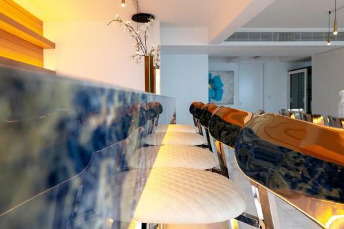 Luxurious Sea Front Three Bedroom Apartment