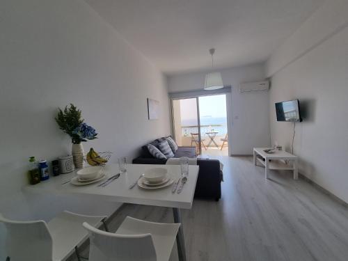 Apartamento Super Modern Beachfront 1 Bedroom - Sleeps 4