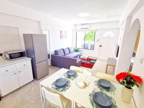 Bella Ciao Beach Apartments