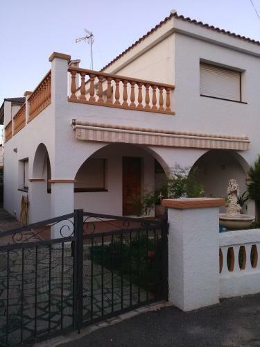 Villa Montsi�