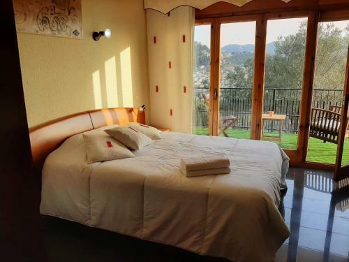 Hostal Habitaciones En Villa Coliving Casa Rural