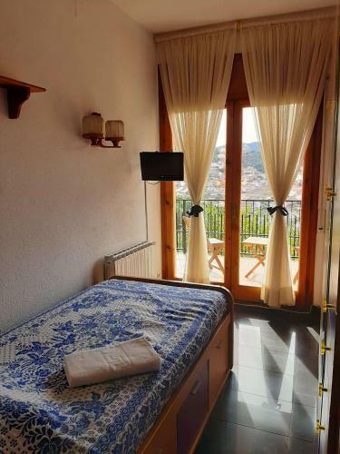 Hostal Habitaciones En Villa Coliving Casa Rural