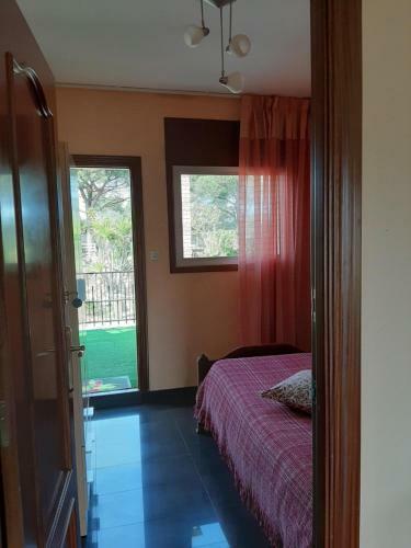 Hostal Habitaciones En Villa Coliving Casa Rural