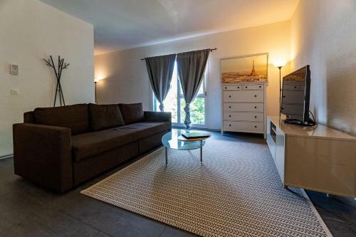 Hine Adon Aparthotel