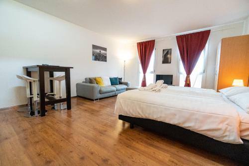 Hine Adon Aparthotel