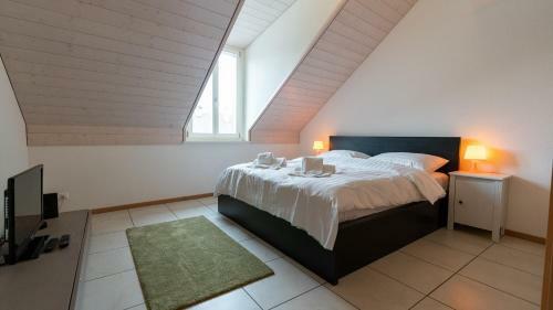 Hine Adon Aparthotel