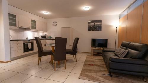 Hine Adon Aparthotel