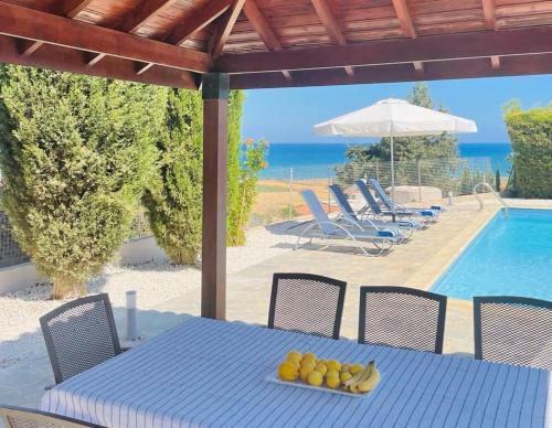 Large Luxury Private Sea View Villa With Pool