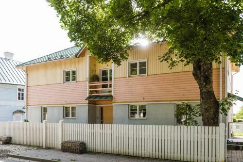 Lahe Apartment