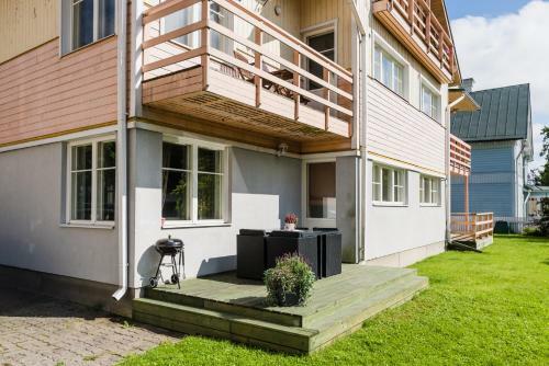 Lahe Apartment