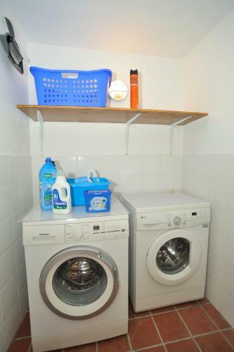 Apartamentos La Laguna Deluxe 8