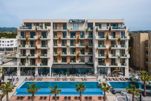 Pinea Hotel Resort & Spa
