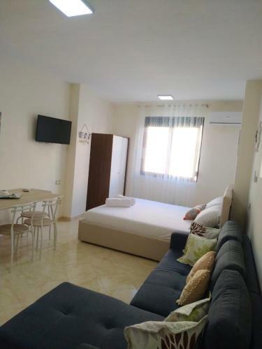 Eva?s Apartment