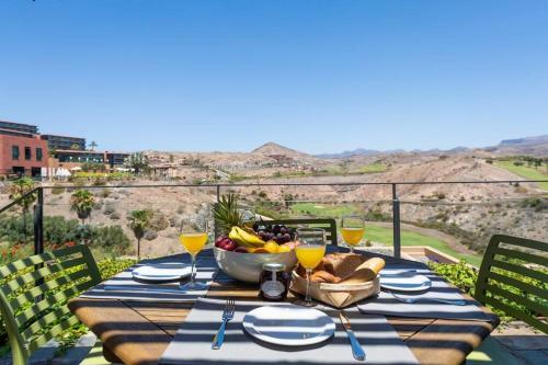 Villa With Private Pool In 5 Star Golf Resort