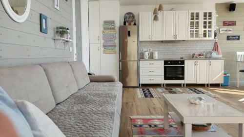 Luxury Beach Apartment In Qerret