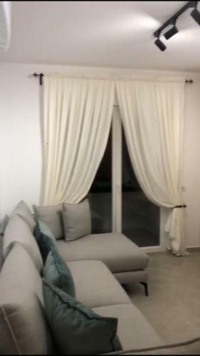 Sea View Lovely Apartment