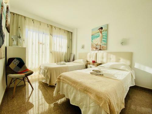 Orange And White Apartment In Yumbo